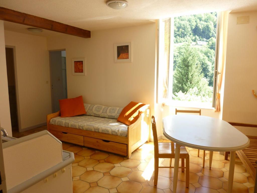 Appart Le Chili- Quartier Thermal- Parc Remarquable - Linge Fourni 吕兹-圣索沃尔 客房 照片